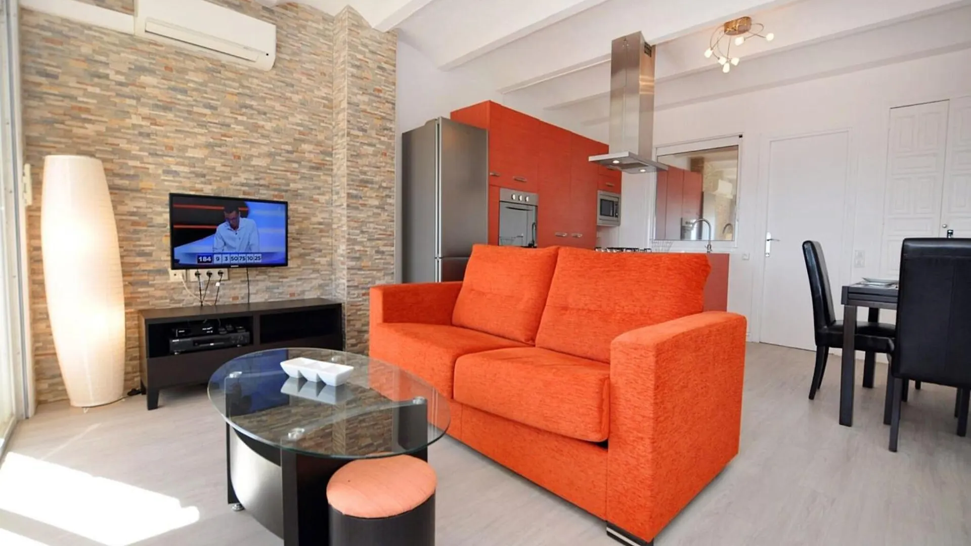 Apartment In Roses With Sea View